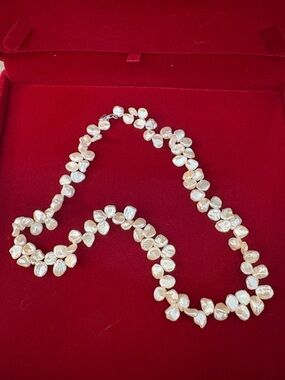 Freshwater Keisha Pearl Necklace - White Pearlescent